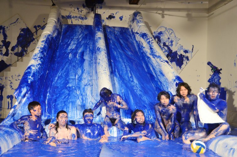 Double Fly Art Center